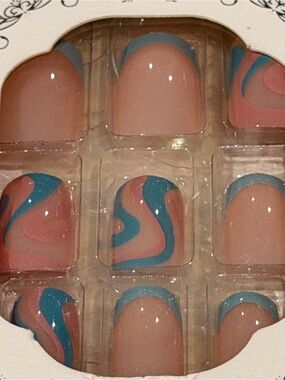 Retro Swirl French Tip Press On Nails | Pink & Teal Y2K Mod Set